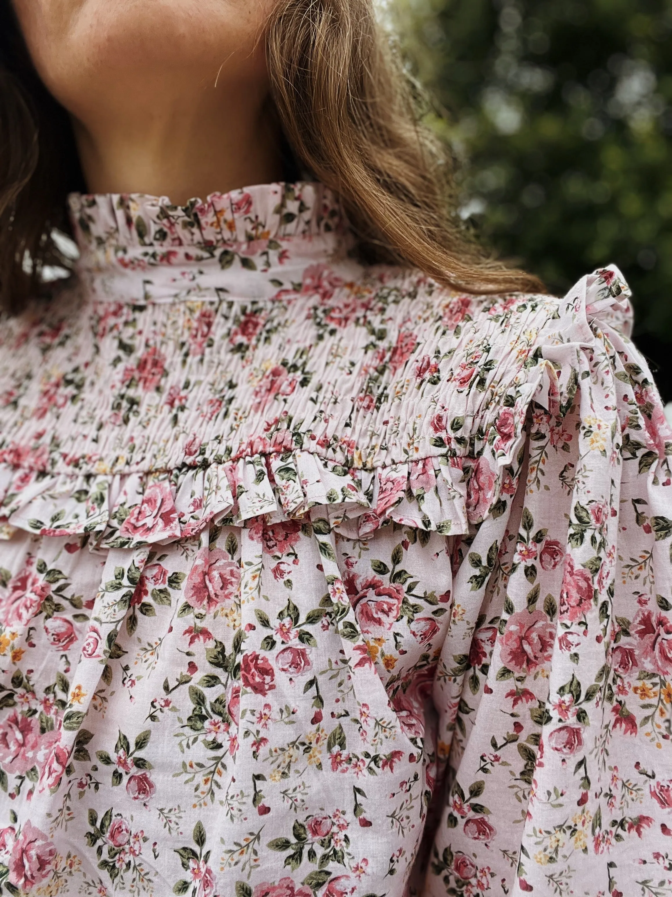 100% RECYCLED COTTON - BAMBI BLOUSE PINK ROSE FLORAL