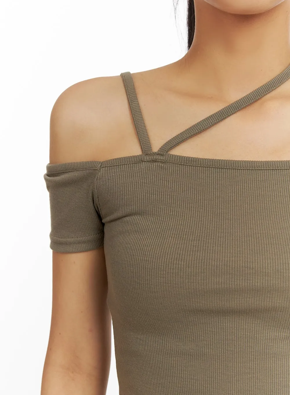 Off Shoulder Strap Crop Top IU412