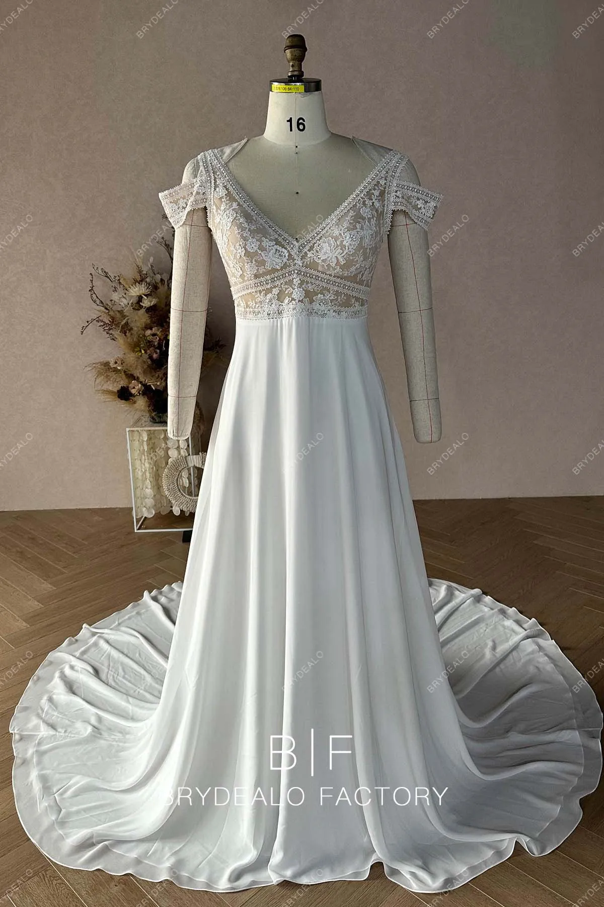 Plus Size Boho Lace V-neck Cold Shoulder Chiffon Long Train Bridal Dress